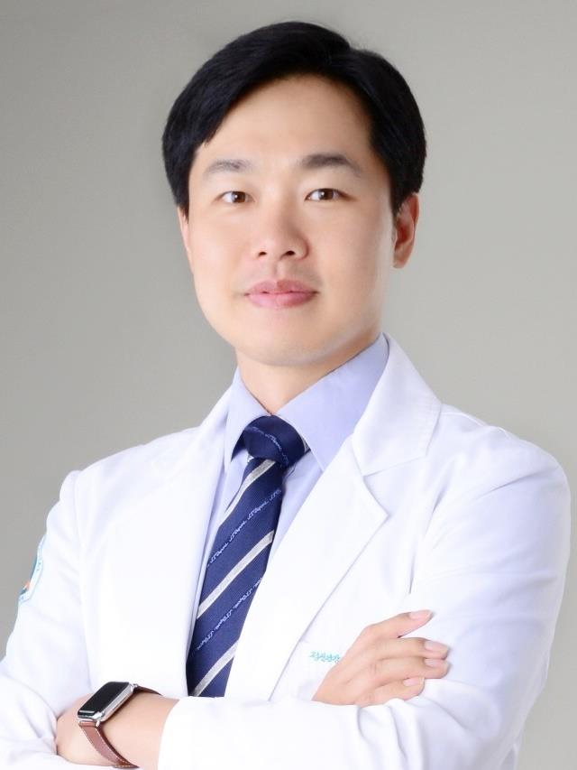 박  장  호<br>울산대 정신건강의학과 교수