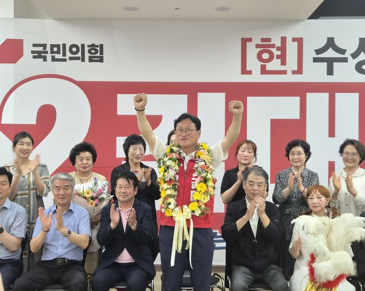 3선에 성공한 김대권 대구 수성구청장 당선인. 뉴시스