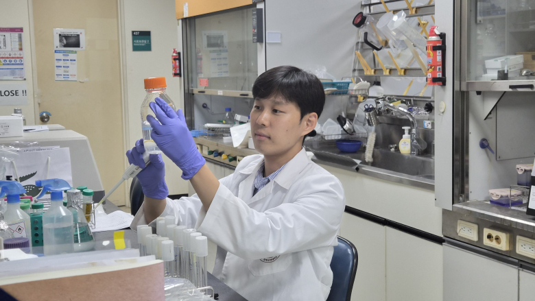 이산화탄소 포집·활용 기술 개발 기업  ㈜바이오컴 최희승 대표