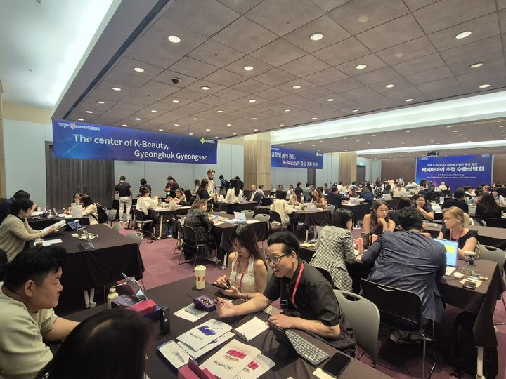 지난 1~3일 서울 코엑스에서 열린 '2026 인터참 코리아' 현장의 수출상담회.